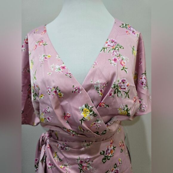 CHARLES HENRY Dolman Wrap Dress In Blush Floral NWT size Small Pink - Picture 6 of 7